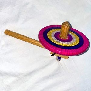 Large spinning top (wood)